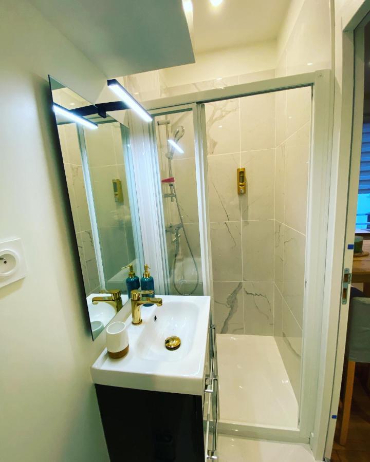 Chaleureux Studio Climatise Apartment Анже Екстериор снимка